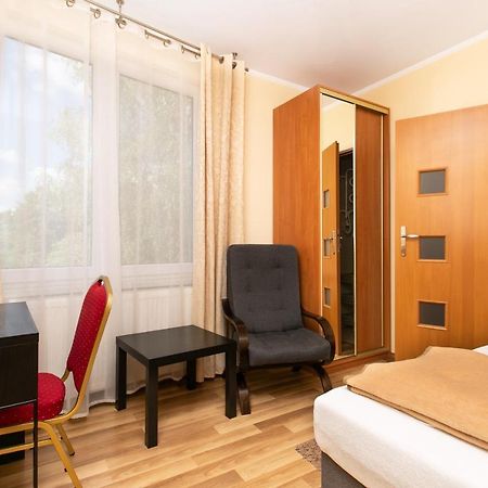 Madohora Slemien Hotel Kocon Buitenkant foto